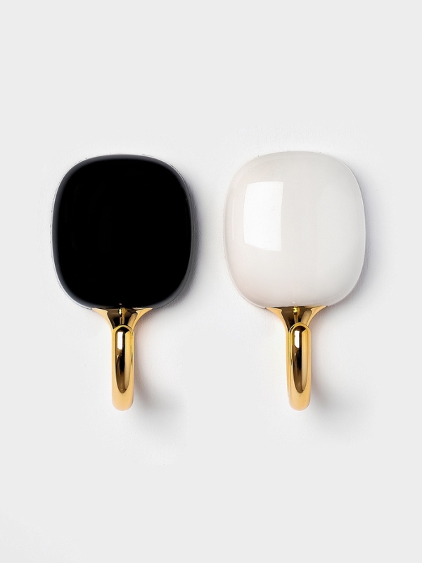 Набор самоклеящихся крючков Набор самоклеящихся крючков "Gold", 2 шт 7,3х3,5х4 см