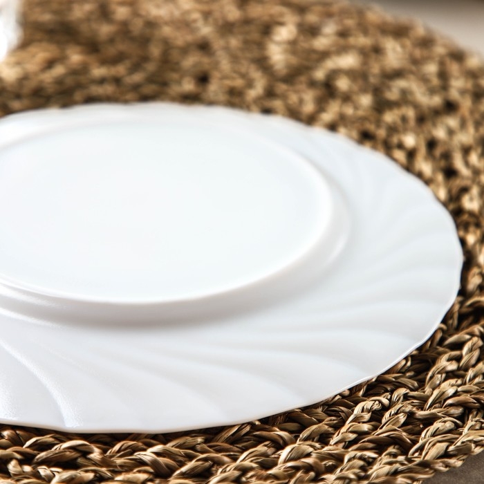 Тарелка десертная Luminarc Trianon, d=19.5 см, стеклокерамика, белая Тарелка десертная Luminarc Trianon, d=19.5 см, стеклокерамика, белая