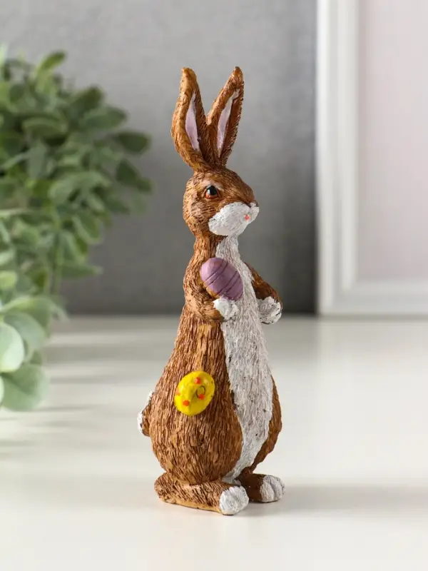 Сувенир полистоун "Кролик с пасхальными яичками" 4,8х5х14,5 см