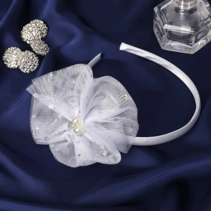 Ободок для волос «Выпускница», бусины блеск, 1 см, белый Ободок для волос «Выпускница», бусины блеск, 1 см, белый