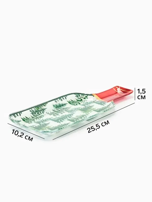 Блюдо сервировочное новогоднее Доляна &laquo;Зимний бор&raquo;, 25.5&times;10.2&times;1.5 см, в форме бутылки, стекло, белое, зелёное