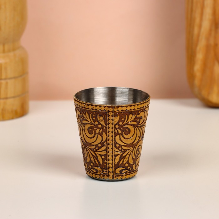 Набор стопок «Охотник», 4 шт, в тубусе, 4,5×4,5×9 см, береста Набор стопок «Охотник», 4 шт, в тубусе, 4,5×4,5×9 см, береста