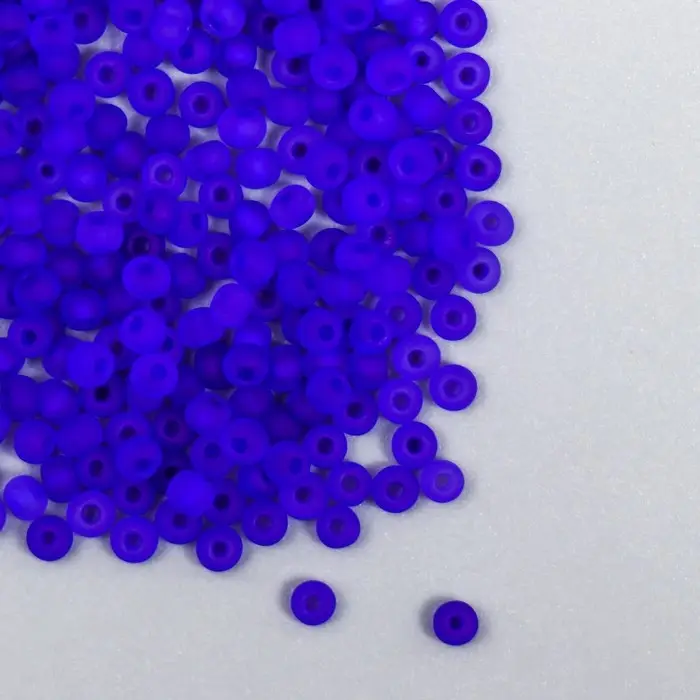 Бисер стекло 8/0  Бисер стекло 8/0 "Матовый полупрозрачный. Сапфир" 10 гр