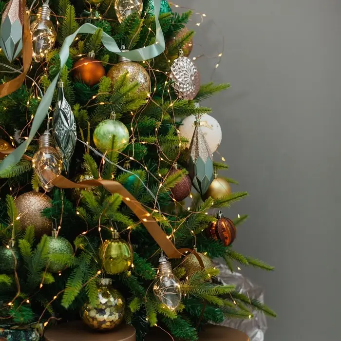 Гирлянда &laquo;Нить&raquo; 5 м, роса, IP20, медная нить, 50 LED, мерцание всех светодиодов, от батареек АА&times;3, свечение тёплое белое