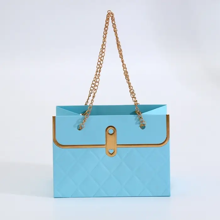 Пакет переноска для цветов, ручка цепь, &laquo;Лазурный&raquo;, с золотым тиснением, 15&times;10.5&times;10 см