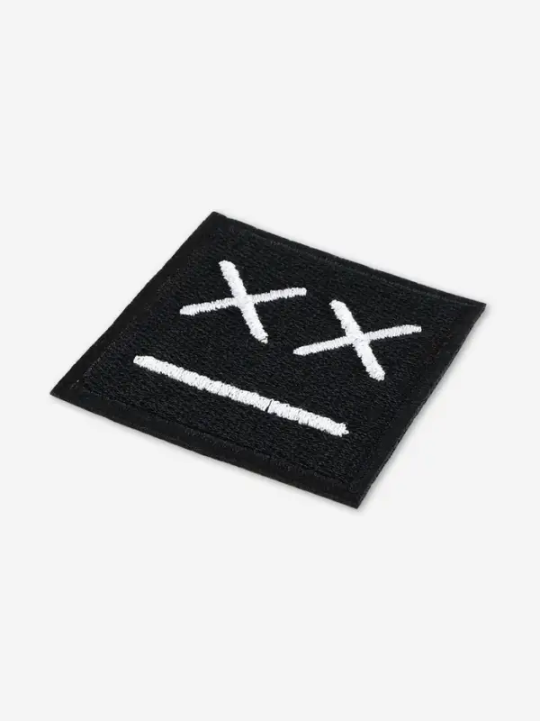 Термоаппликация «Смайл», 5×5 см, чёрная Термоаппликация «Смайл», 5×5 см, чёрная