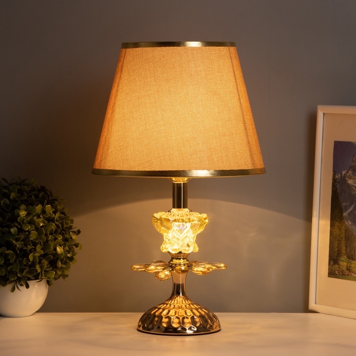 Лампа настольная Лампа настольная "Архат" 1х40Вт Е27+подсветка LED 5Вт золото 25х25х39,5см