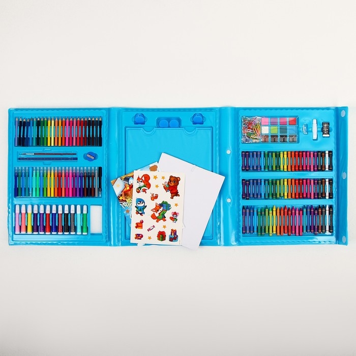 Новогодний набор для творчества «Веселый снеговик», с мольбертом, 208 предметов Новогодний набор для творчества «Веселый снеговик», с мольбертом, 208 предметов