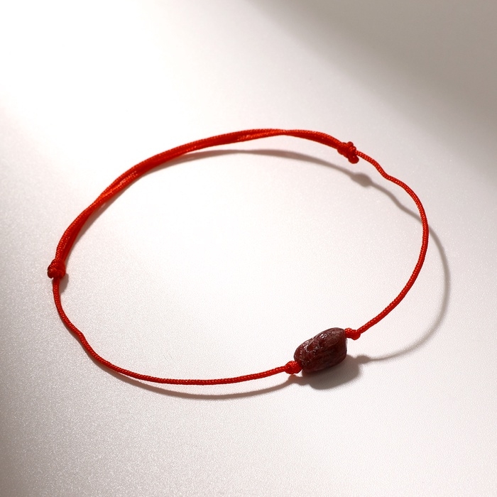 Браслет желаний «Турмалин» на красной нити, длина регулируется Браслет желаний «Турмалин» на красной нити, длина регулируется