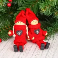 Елочная игрушка &laquo;Куколка в костюме&raquo;, красная, МИКС