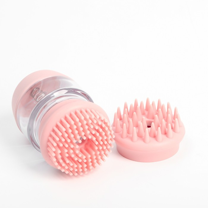 Щётка для мытья и массажа собак с ёмкостью для шампуня и 2 насадками, 5.8х5.8х9 см, розовая 711233 Щётка для мытья и массажа собак с ёмкостью для шампуня и 2 насадками, 5.8х5.8х9 см, розовая 711233