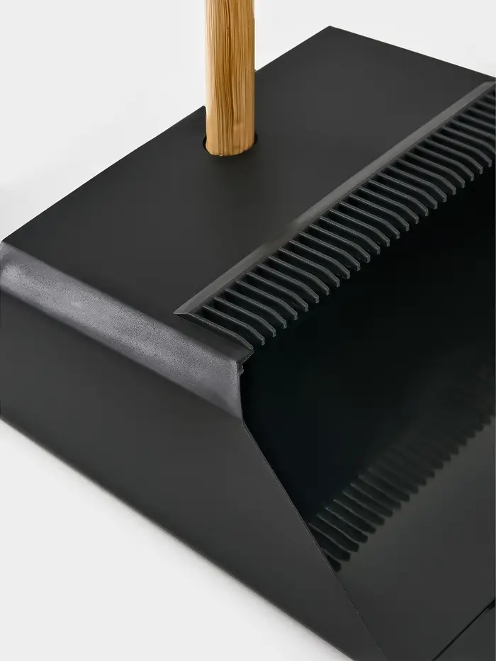 Щетка с совком "Meli" бамбуковый держатель, цвет черный 26х24х98 см Щетка с совком "Meli" бамбуковый держатель, цвет черный 26х24х98 см