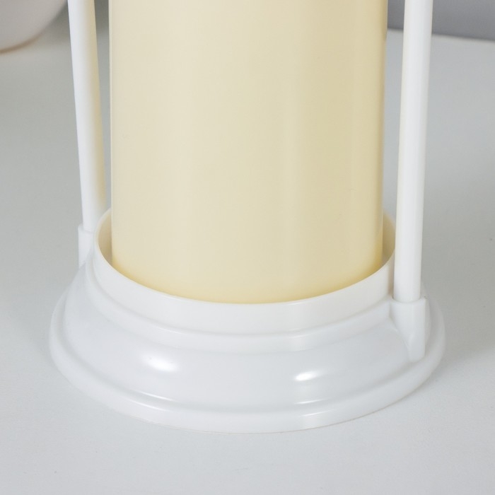 Ночник Ночник "Свеча на подсвечнике" LED от батареек 3хААА белый 11х11х25 см RISALUX
