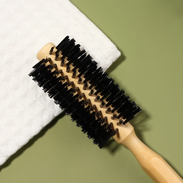 Брашинг «Натурель», d = 1,9/5 × 22 см, искусственная щетина, цвет «светлое дерево» Брашинг «Натурель», d = 1,9/5 × 22 см, искусственная щетина, цвет «светлое дерево»