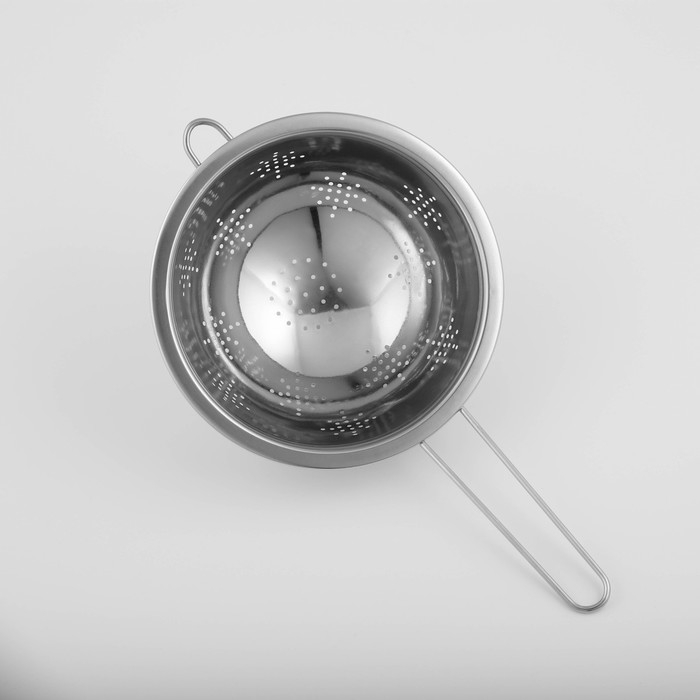 Дуршлаг из нержавеющей стали Доляна «Индия», 1,3 л, d=20 см, длинная ручка Дуршлаг из нержавеющей стали Доляна «Индия», 1,3 л, d=20 см, длинная ручка