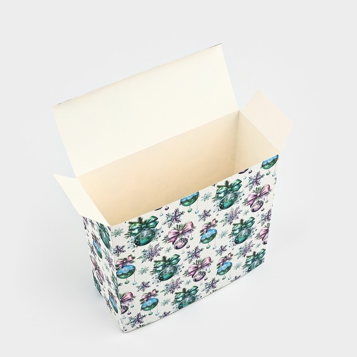 Коробка новогодняя складная «Новогодний венок» 18.4 х 30.4 х 7.3 см, Новый год Коробка новогодняя складная «Новогодний венок» 18.4 х 30.4 х 7.3 см, Новый год