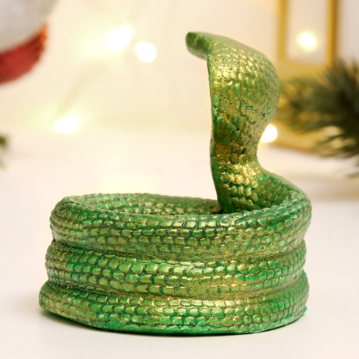 Новый год. Символ 2025. Подсвечник новогодний Новый год. Символ 2025. Подсвечник новогодний "Змея кобра" зеленый с позолотой, 8х5см