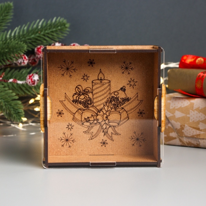 Новогодняя копилка с акрилом  Новогодняя копилка с акрилом "Праздник" 12х12х4 см