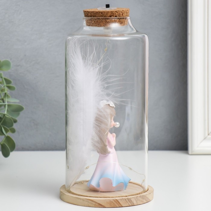 Сувенир полистоун световой  Сувенир полистоун световой "Девочка с коричневыми волосами, ушками и пером" 10х10х20,5 см