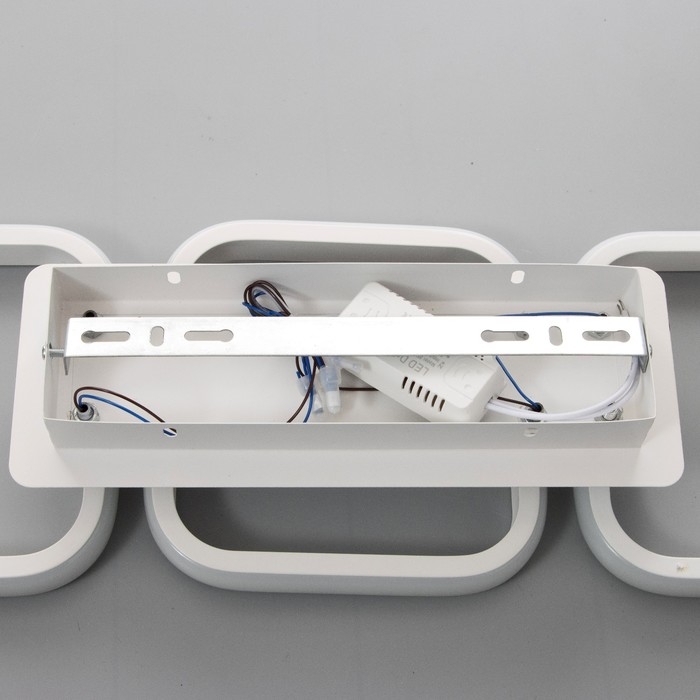 Светильник Светильник "Квадро" LED 33Вт 6000К белый 52,5х17х7 см