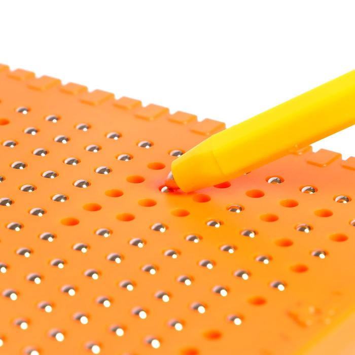 Планшет обучающий «Магнитное рисование», цвет оранжевый, 375 отверстий