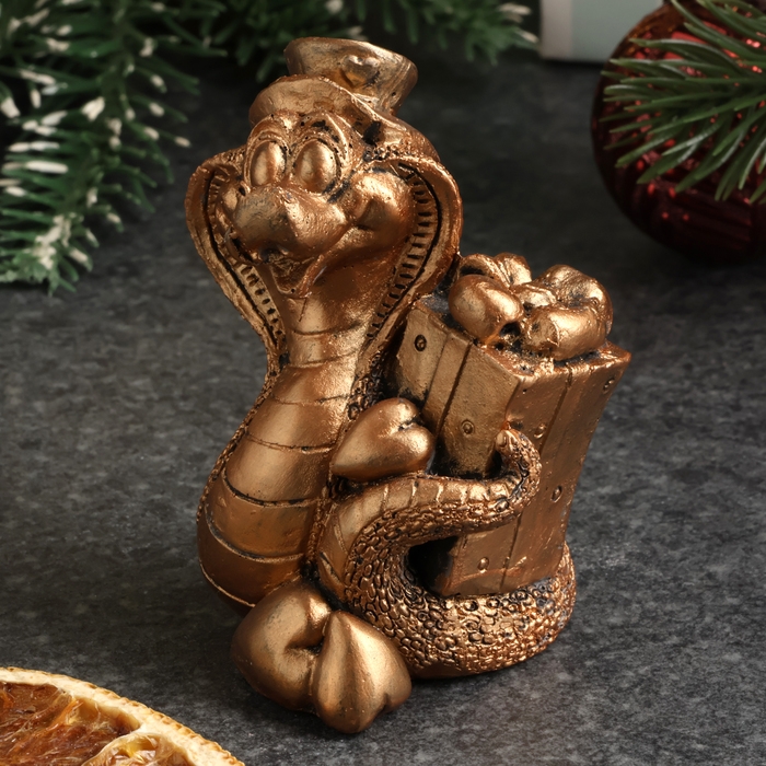 Новый год. Символ 2025. Фигура Новый год. Символ 2025. Фигура "Змея с подарком" состаренная бронза, 6х4х4см