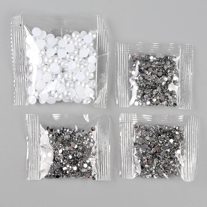 Ёлочная игрушка своими руками на новый год. Декор ёлочного шара полубусинами и блестками «Белый и серебро», новогодний набор для творчества Ёлочная игрушка своими руками на новый год. Декор ёлочного шара полубусинами и блестками «Белый и серебро», новогодний набор для творчества