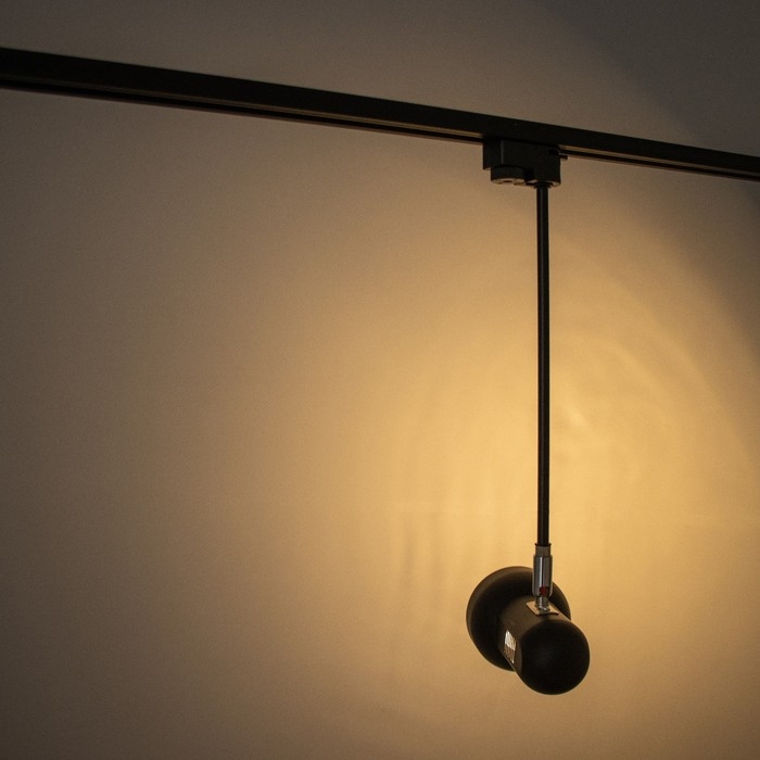 Светильник трековый Светильник трековый "Холли" Е27 40Вт черный 15х9х40см