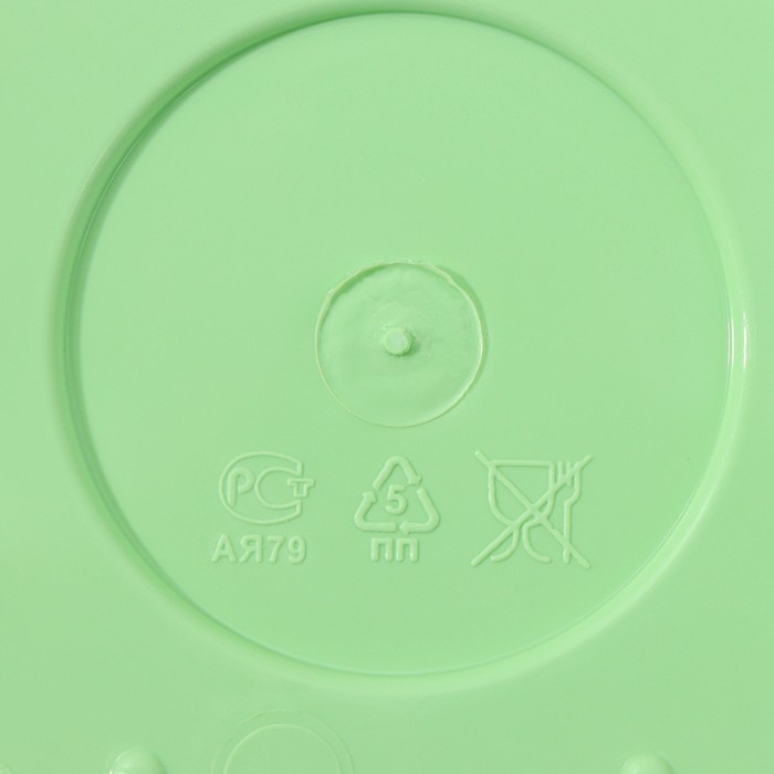 Горшок для цветов с поддоном «Знатный», 1 л, d=14 см, цвет зелёный Горшок для цветов с поддоном «Знатный», 1 л, d=14 см, цвет зелёный