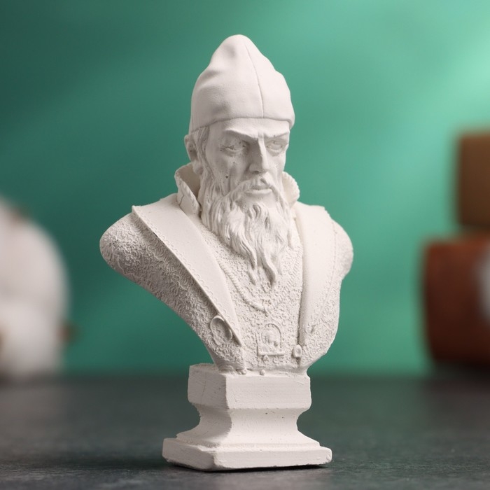 Бюст  Бюст "Царь Иван Грозный" белый, 4х2,5х6,5см