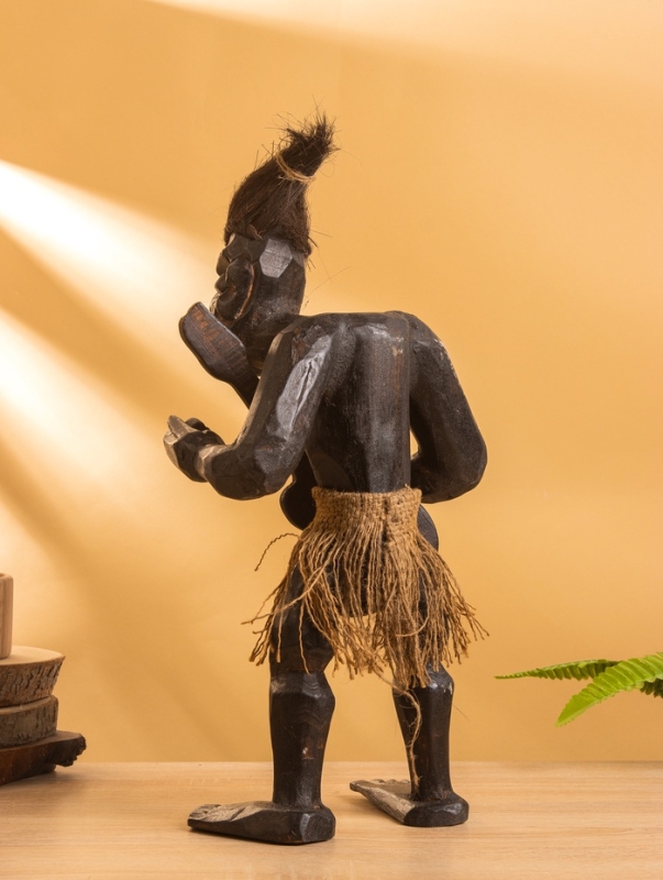 Сувенир «Абориген гитарист», 22×17×40 см, дерево Сувенир «Абориген гитарист», 22×17×40 см, дерево