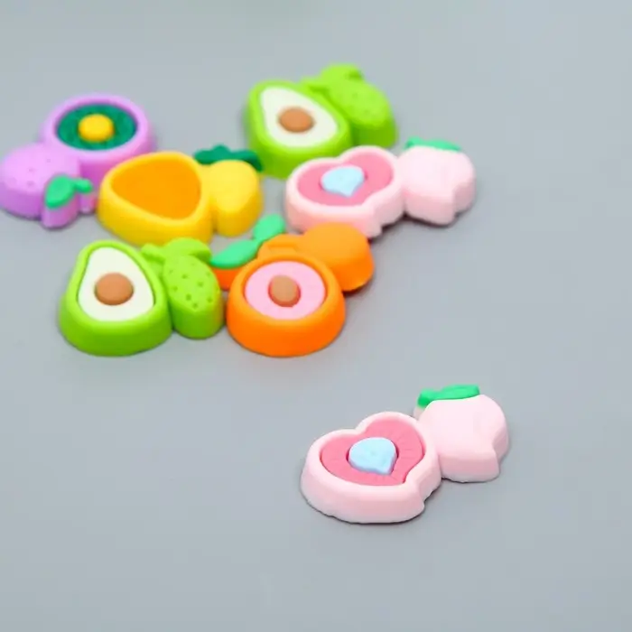 Декор для творчества резина Декор для творчества резина "Половинка фрукта" набор 15 шт 1,8х3,2х0,6 см