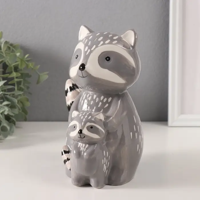 Копилка для денег &laquo;Енот с малышом&raquo;, керамика, 12.3&times;12.5&times;17.7 см
