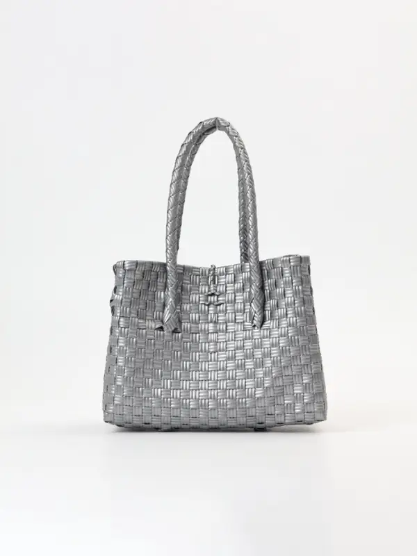 Сумка плетёная пластиковая, 23&times;11&times;30 см, серебристая