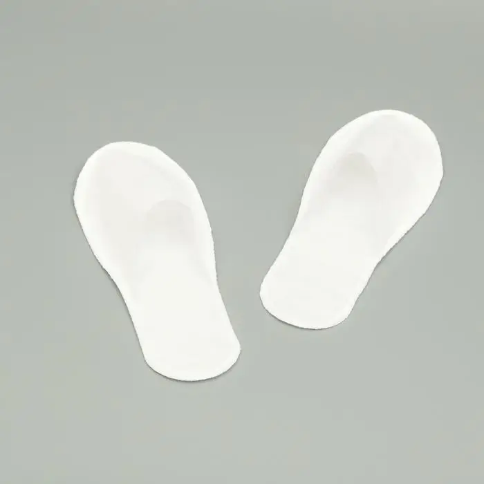 Тапочки одноразовые Эконом белые, закрытый мыс Тапочки одноразовые Эконом белые, закрытый мыс