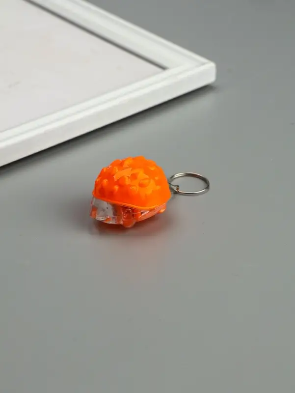Фонарик брелок для ключей на кольце &laquo;Ёжик&raquo;, 2.8&times;3.5&times;4.8 см, МИКС