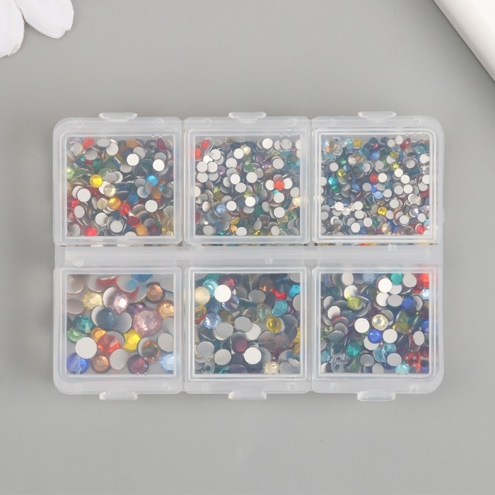 Декор для творчества стекло "Стразы. Разноцветный" d=2-4,8 мм н-р 1188 шт 6х8х1,5 см