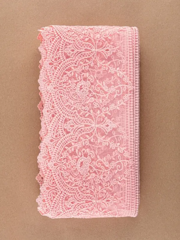 Кружево на сетке, 145 мм, 11&plusmn;1 м, нежно-розовое