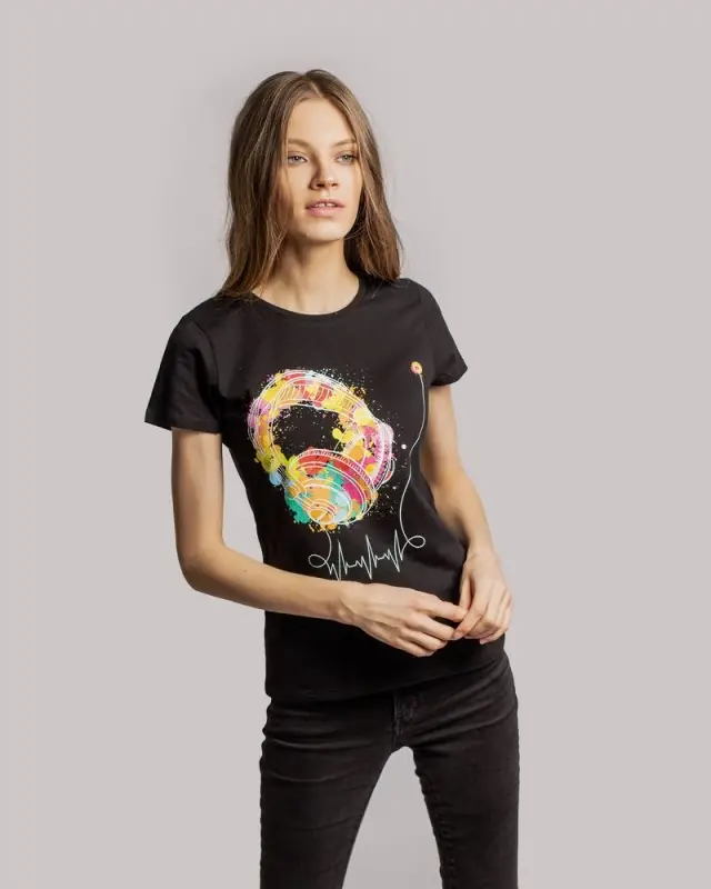 Футболка женская Feel The Beat, черная, размер M Футболка женская Feel The Beat, черная, размер M