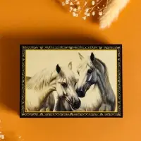 Шкатулка «Пара белых лошадей», 10×14 см, лаковая миниатюра Шкатулка «Пара белых лошадей», 10×14 см, лаковая миниатюра