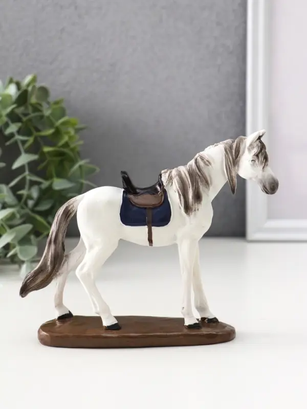 Сувенир полистоун Сувенир полистоун "Белая лошадь с седлом" 14х4х12 см