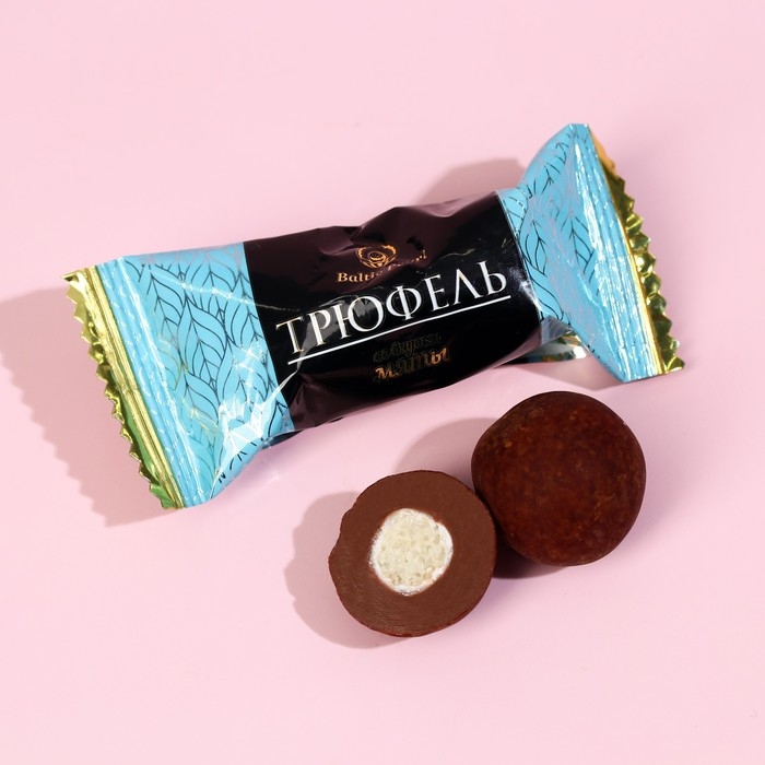 Шоколадные конфеты «С 8 Марта», в коробке-конфете, 150 г. Шоколадные конфеты «С 8 Марта», в коробке-конфете, 150 г.