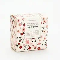 Гифтбокс с чаем, конфетами и еждневником "Цветочный паттерн"