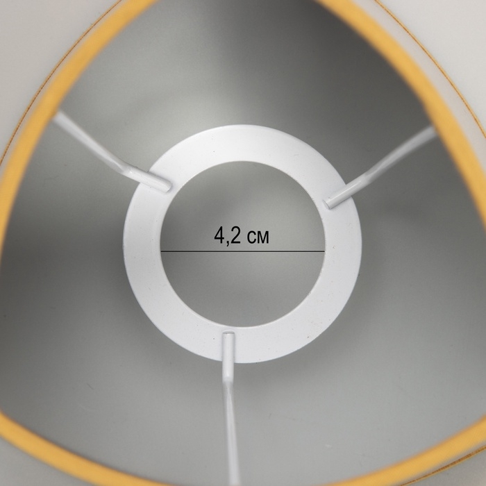 Абажур Е27 золото 15х15х13,5 см Абажур Е27 золото 15х15х13,5 см