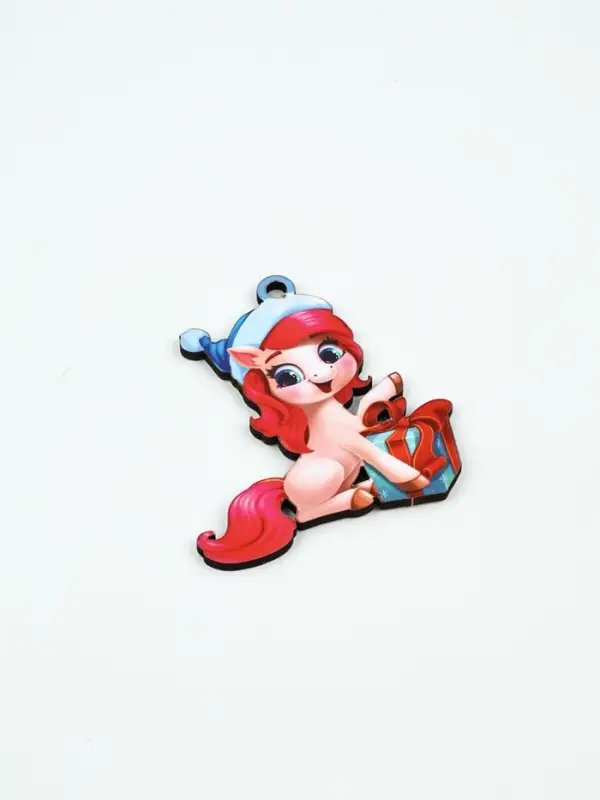 Елочное украшение «Лошадка и подарок», 6.9×8.1 см Елочное украшение «Лошадка и подарок», 6.9×8.1 см