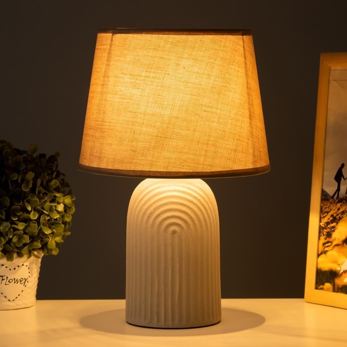 Настольная лампа Настольная лампа "Доротея" Е14 40Вт серый 22х22х35 см RISALUX