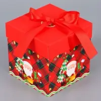 Коробка Самосборная "Звезды Новый Год" 15х15х15 см