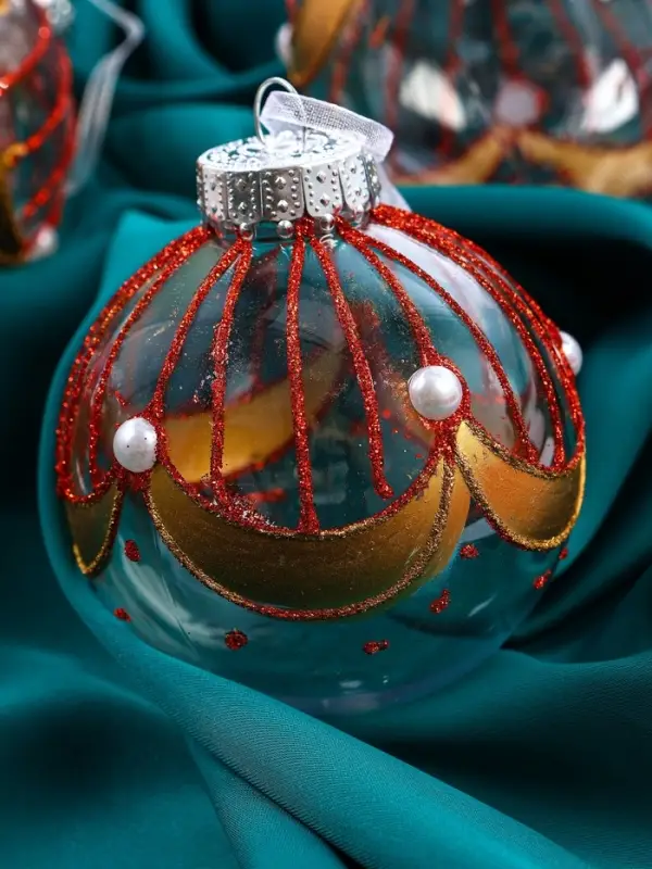 Набор шаров пластик d-8 см, 6 шт Набор шаров пластик d-8 см, 6 шт "Лирой"красно-белый