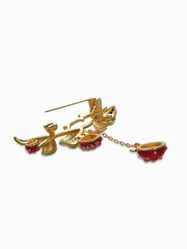 Брошь "Малина" с божьей коровкой, зелёно-красная в золоте