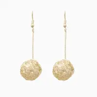 Серьги висячие &laquo;Шар плетёный&raquo;, белые в золоте, 6.5 см